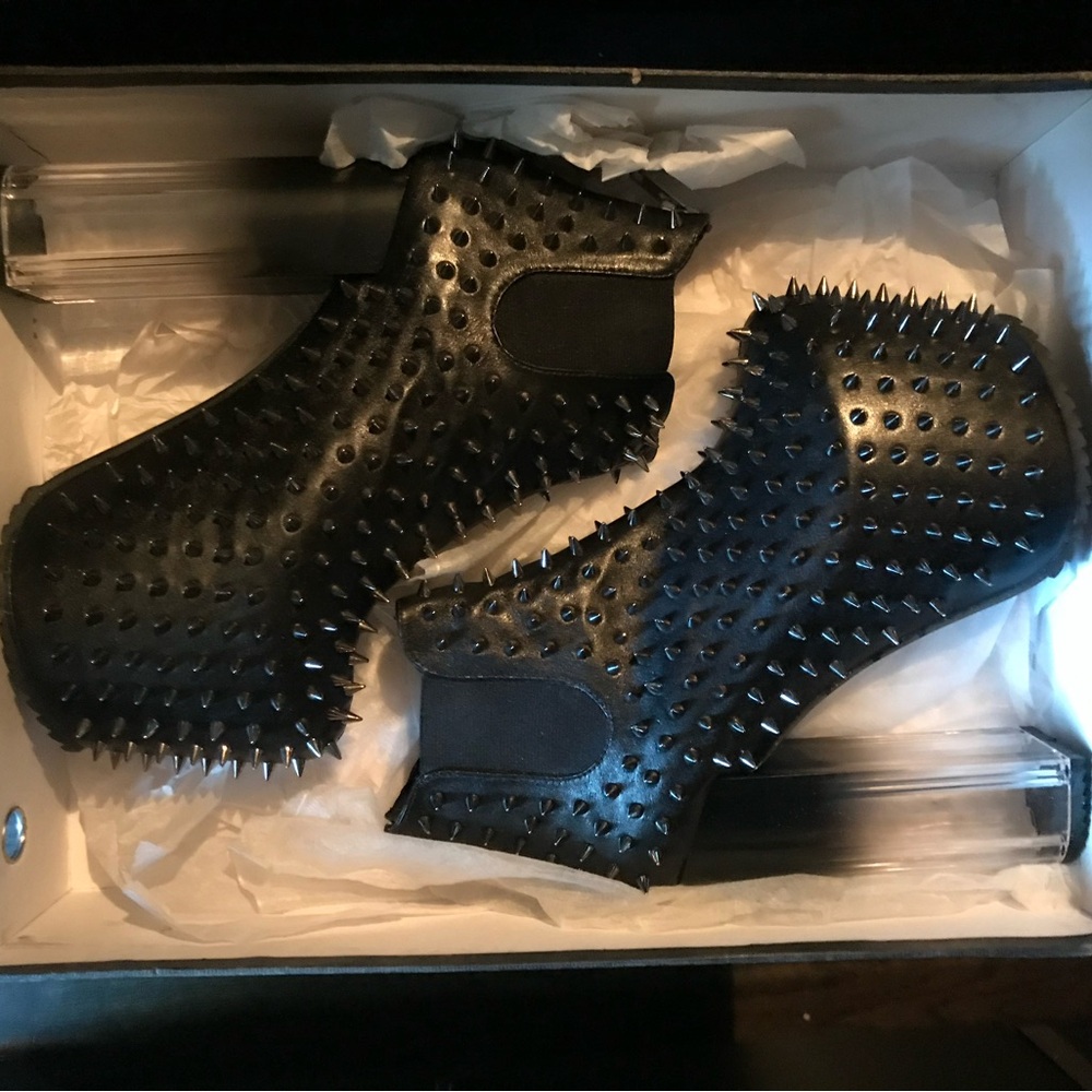 UNIF Reaper Spiked Platform NIB RARE